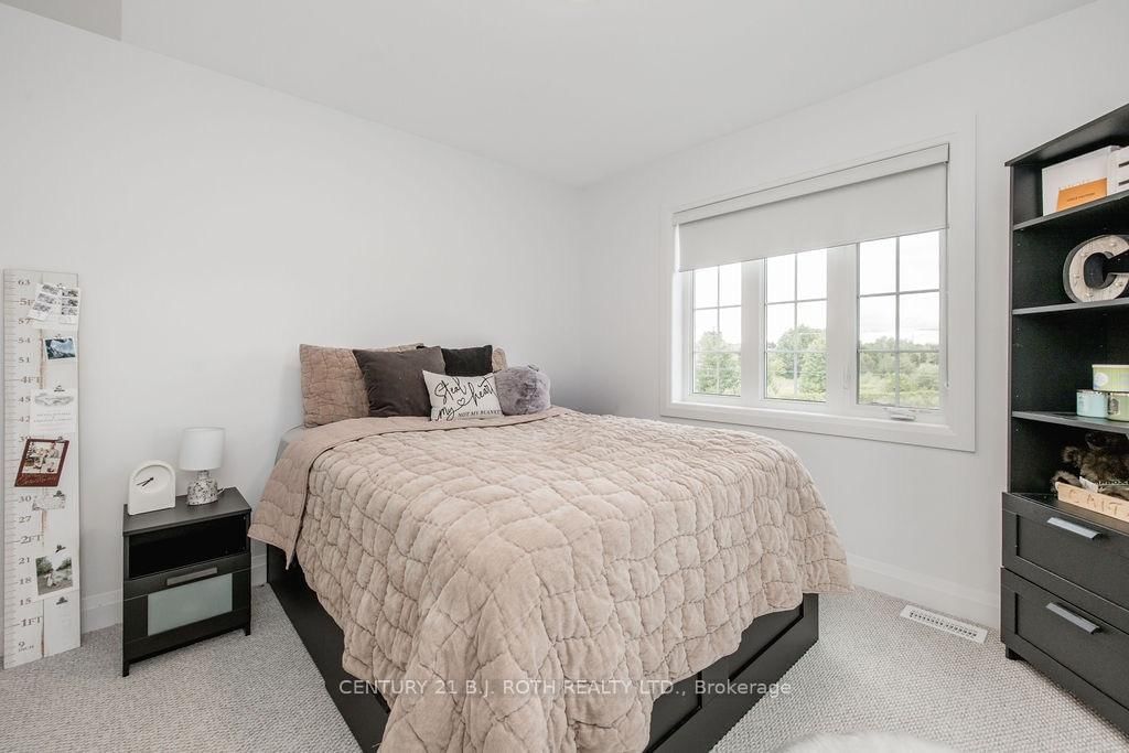 34 Kiernan Crescent N • New Tecumseth, ON photo 32