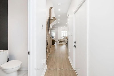 34 Kiernan Crescent N • New Tecumseth, ON photo 5