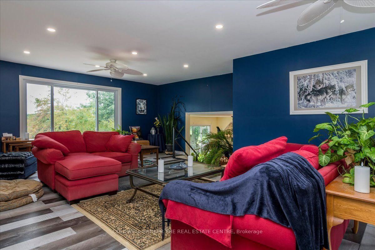 2593 Lawrence Avenue • Innisfil, ON photo 12