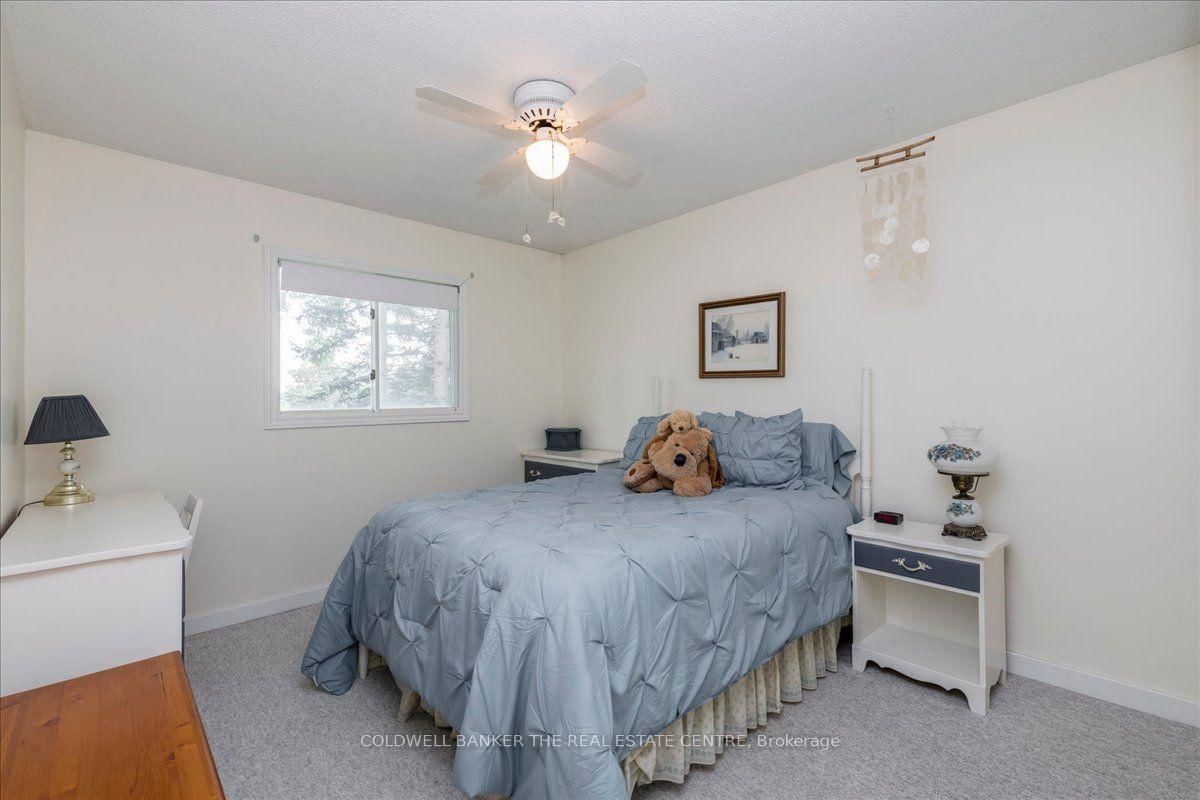 2593 Lawrence Avenue • Innisfil, ON photo 19