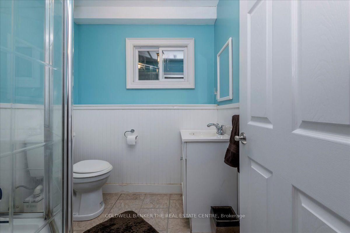 2593 Lawrence Avenue • Innisfil, ON photo 25