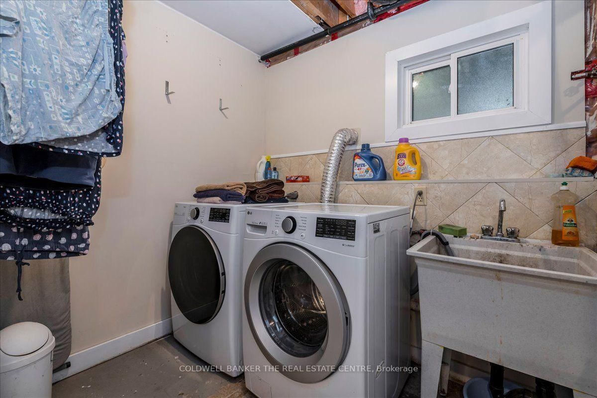 2593 Lawrence Avenue • Innisfil, ON photo 26