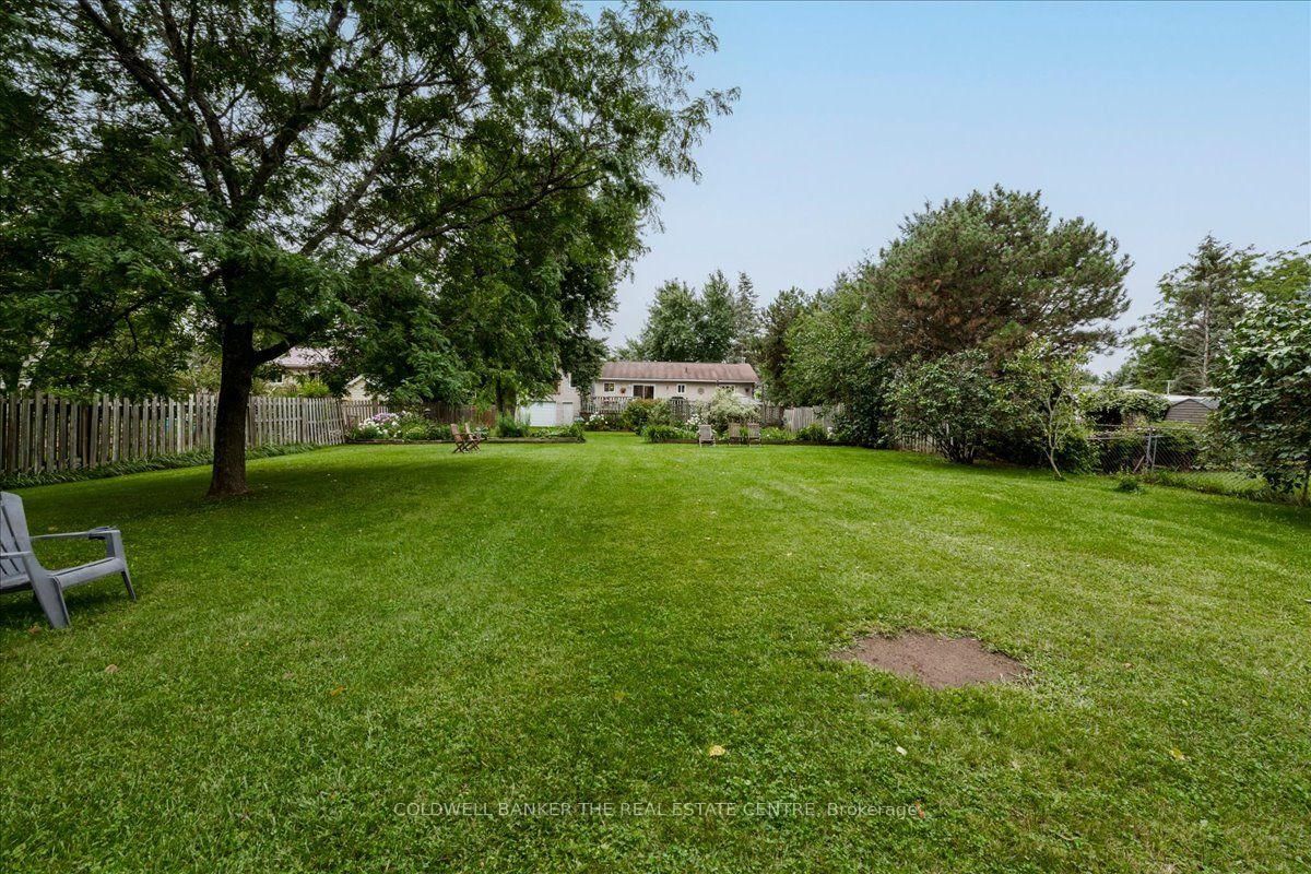 2593 Lawrence Avenue • Innisfil, ON photo 36