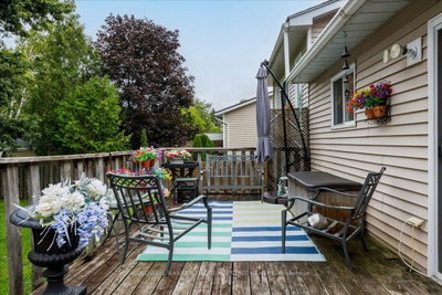 2593 Lawrence Avenue • Innisfil, ON photo 8