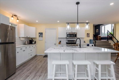 2593 Lawrence Avenue • Innisfil, ON photo 9