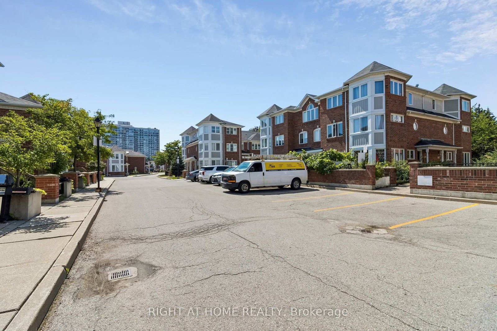 106-7398 Yonge St, Vaughan, view 36