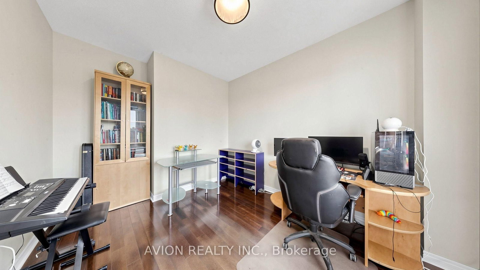 107 Alexander Lawrie Avenue • Markham, ON photo 16