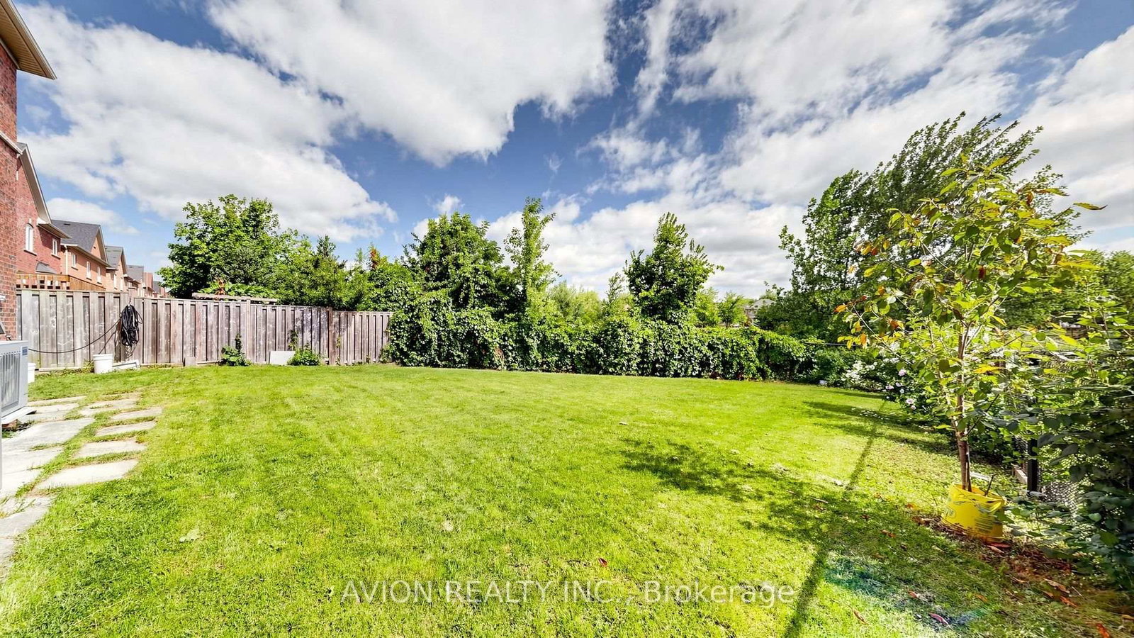 107 Alexander Lawrie Avenue • Markham, ON photo 32
