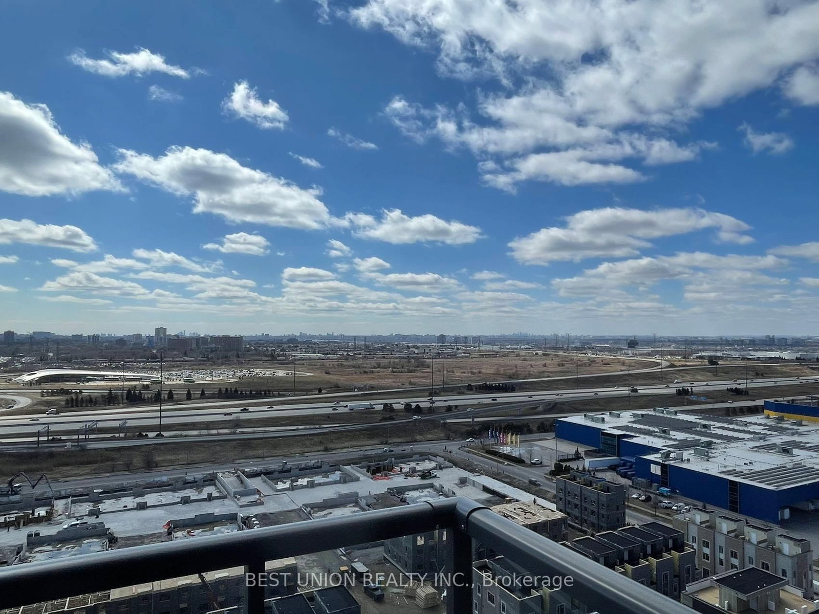 1906-38 Honeycrisp Cres, Vaughan, view 19