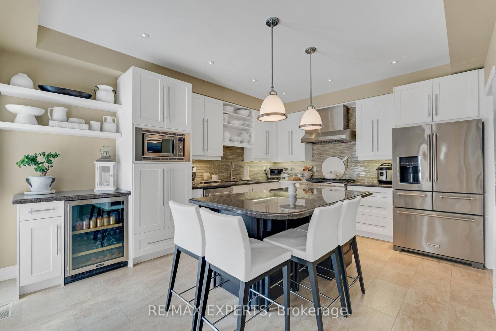 255 Matthew Drive • Vaughan, ON photo 10