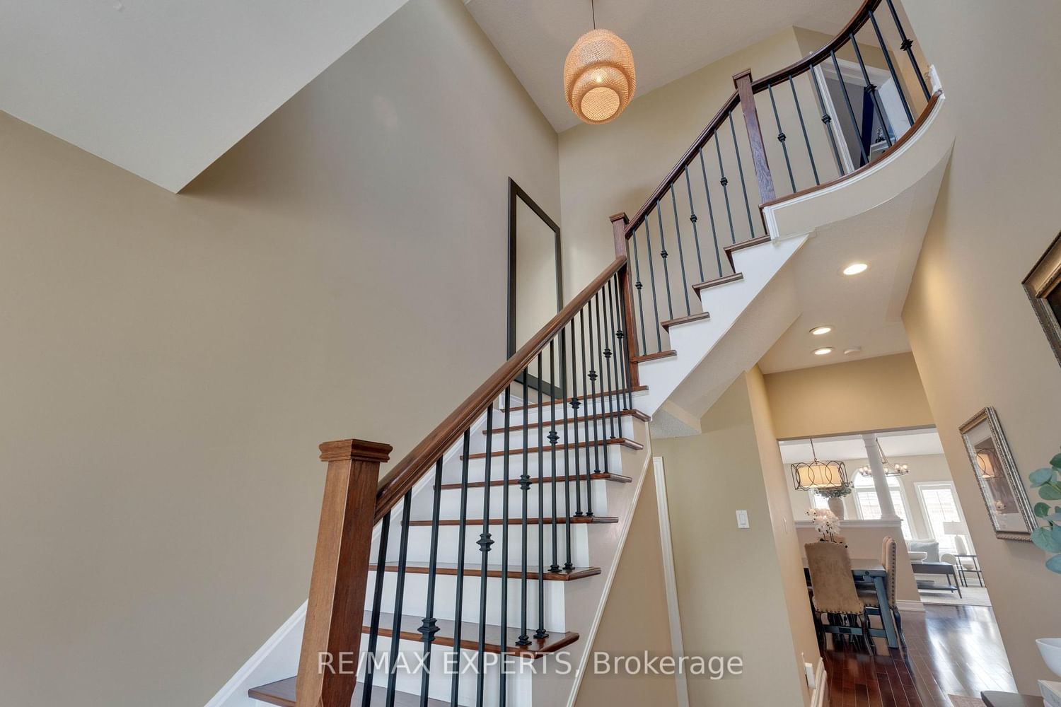 255 Matthew Drive • Vaughan, ON photo 15
