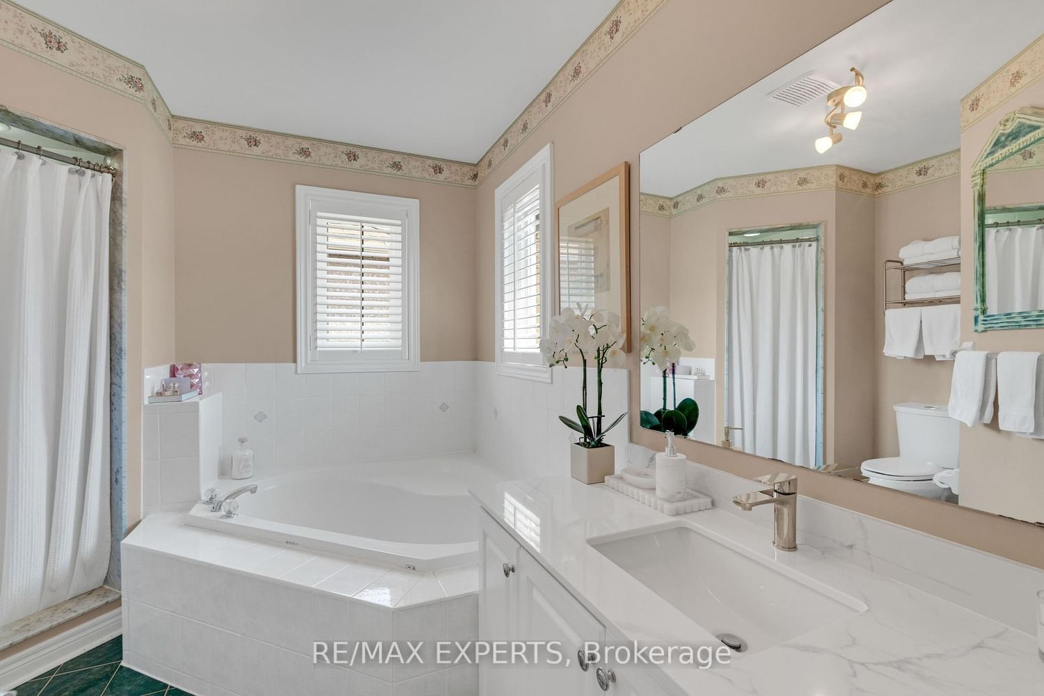 255 Matthew Drive • Vaughan, ON photo 21