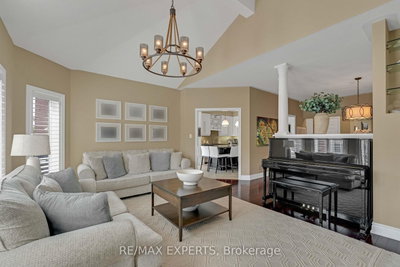 255 Matthew Drive • Vaughan, ON photo 9