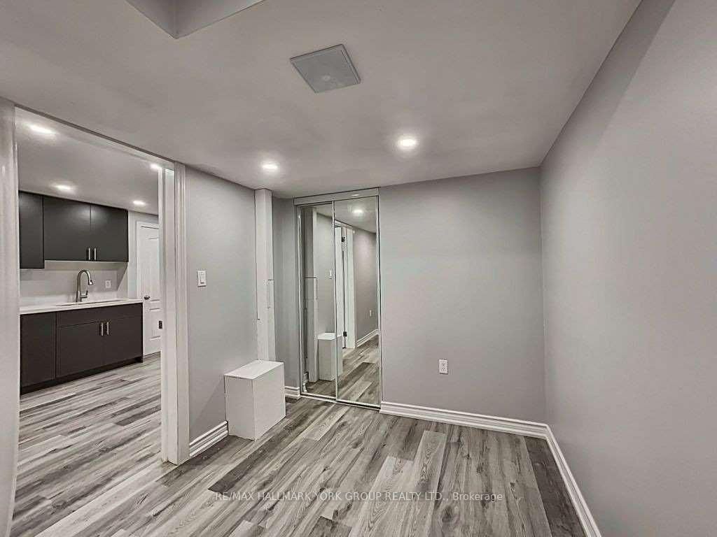 Lower - 130 Orr Drive, Bradford West Gwillimbury 2
