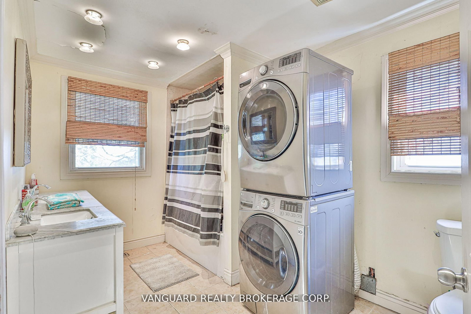 2781 Sixth Line • Bradford West Gwillimbury, ON photo 24