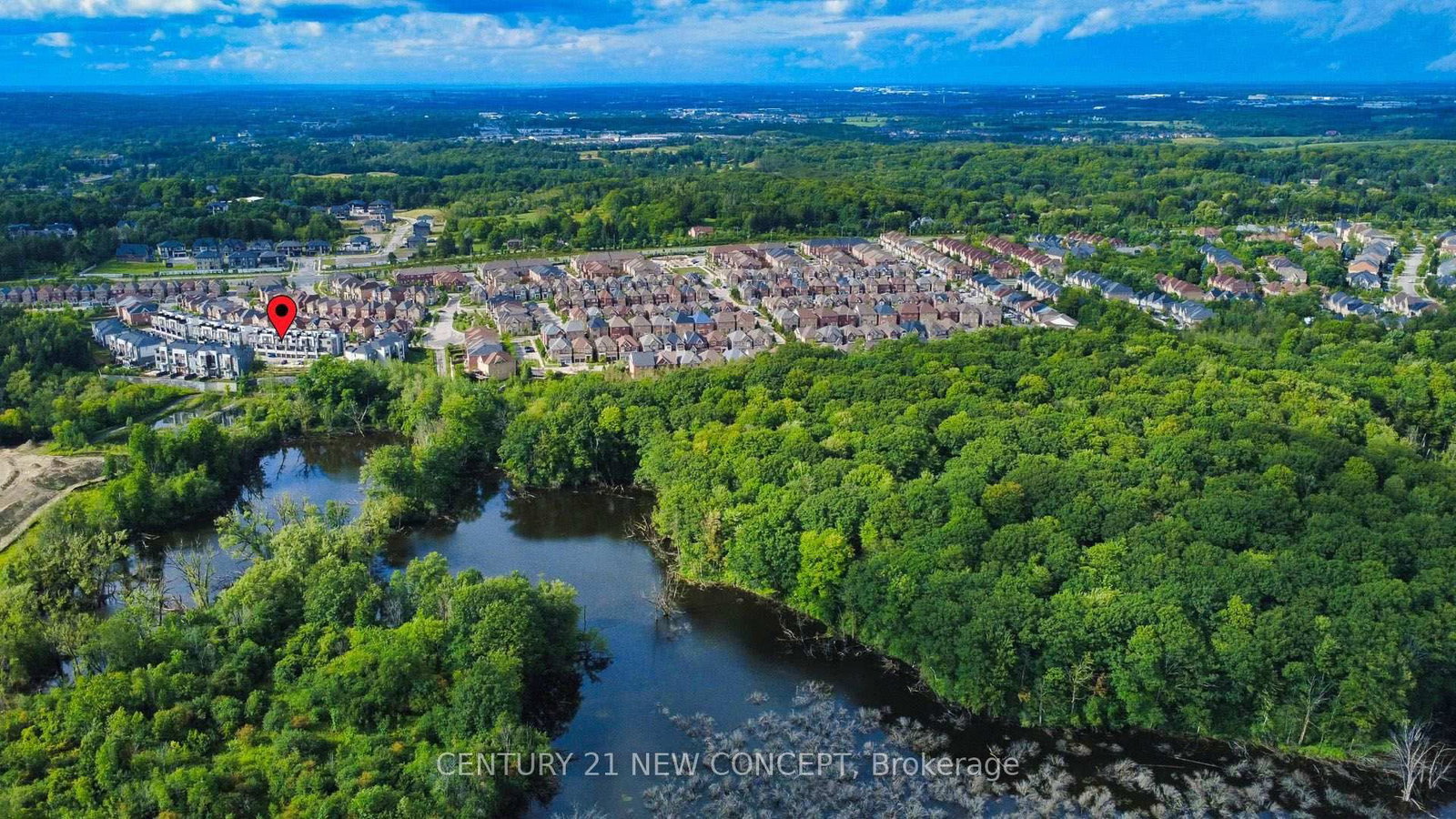 47 Sundew Lane • Richmond Hill, ON photo 2