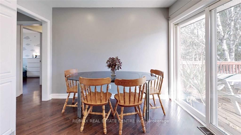 259 Simcoe Road • Bradford West Gwillimbury, ON photo 12