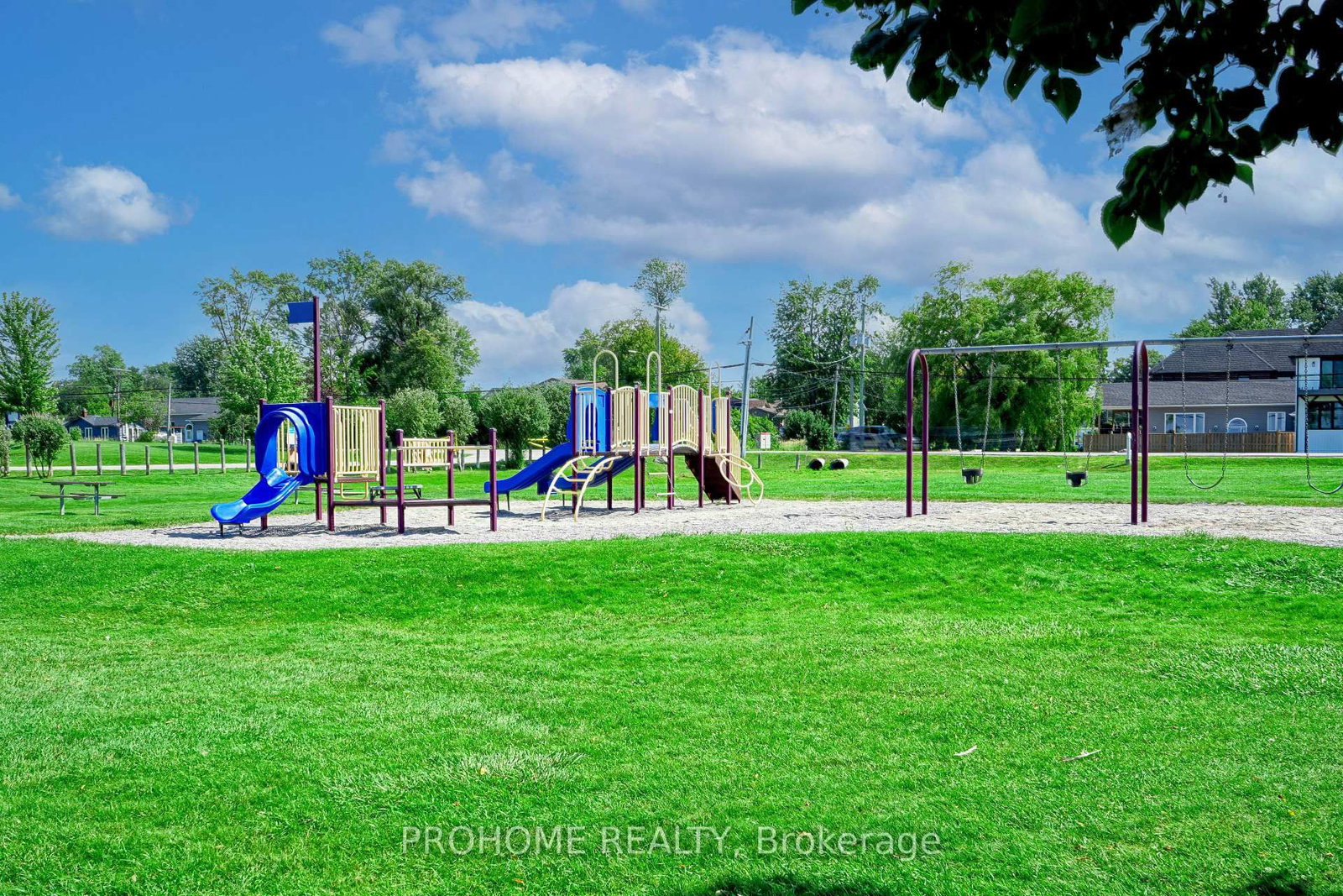 10 Joel Avenue • Georgina, ON photo 36