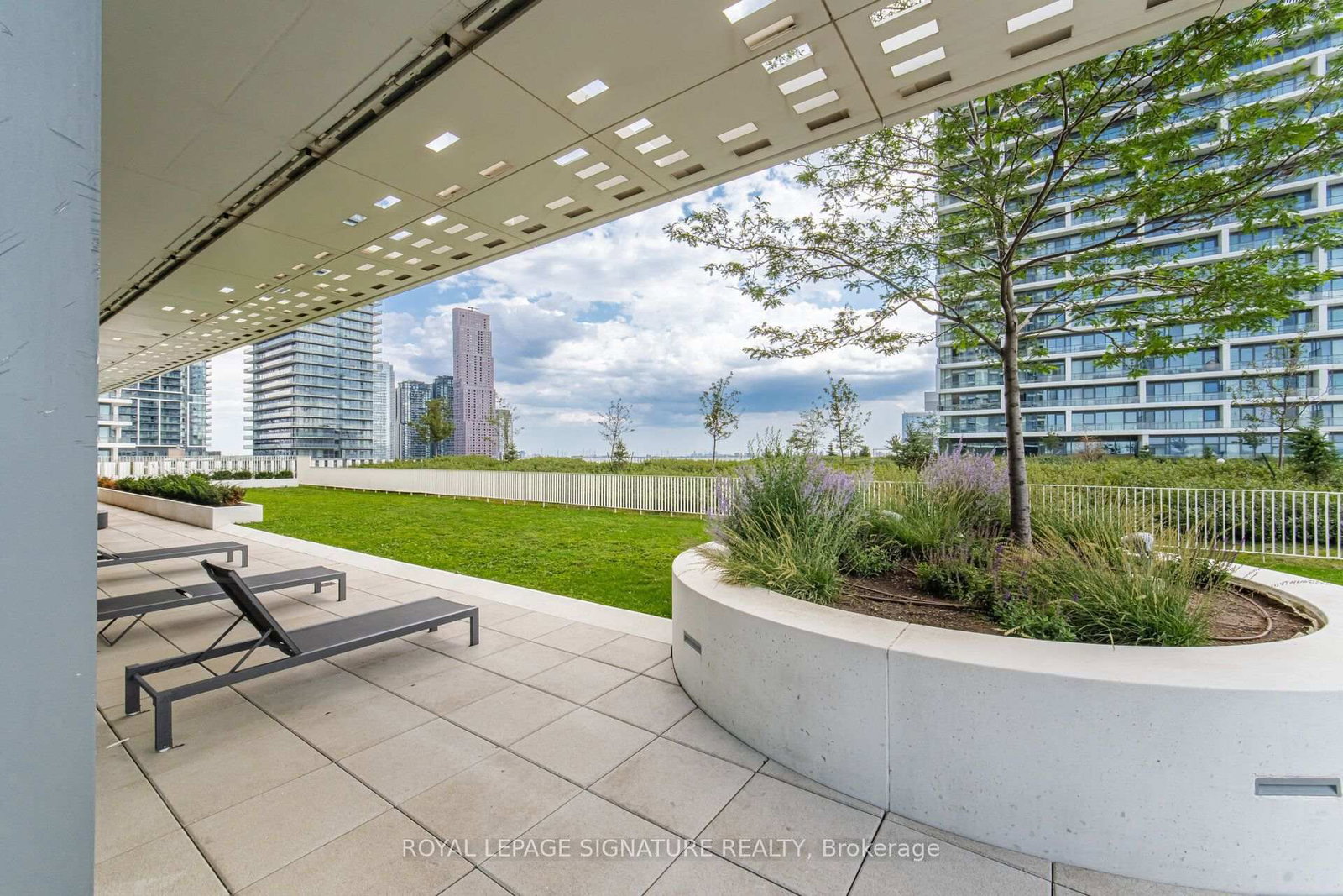 898 Portage Parkway • #5301 • Vaughan, ON photo 23
