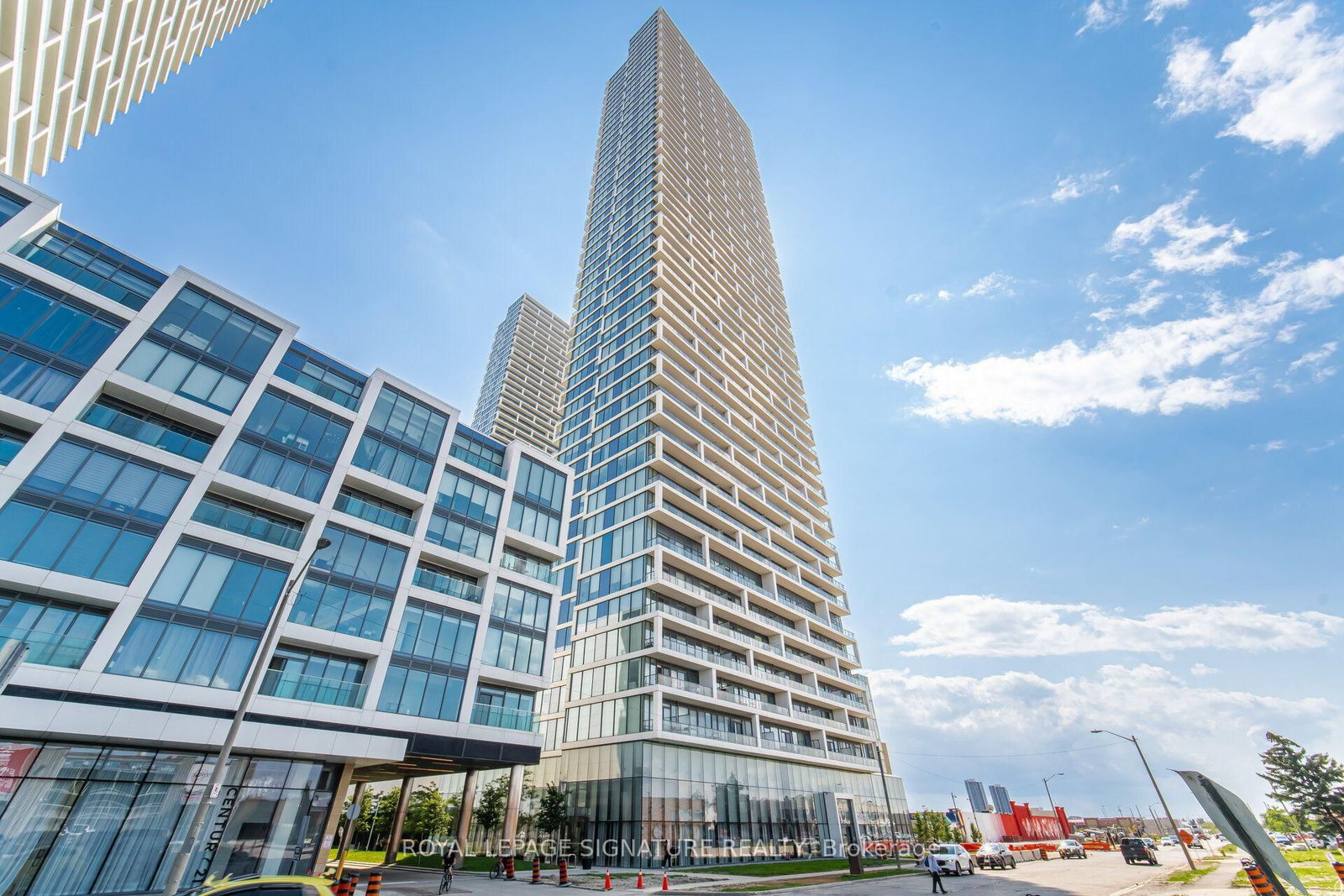 898 Portage Parkway • #5301 • Vaughan, ON photo 31