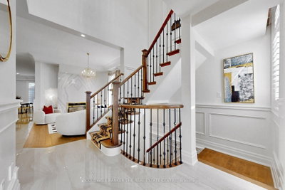 32 Princeton Avenue • Richmond Hill, ON photo 5