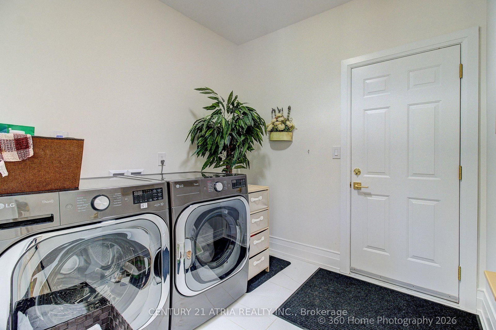 176 Laurentian Boulevard • Vaughan, ON photo 11