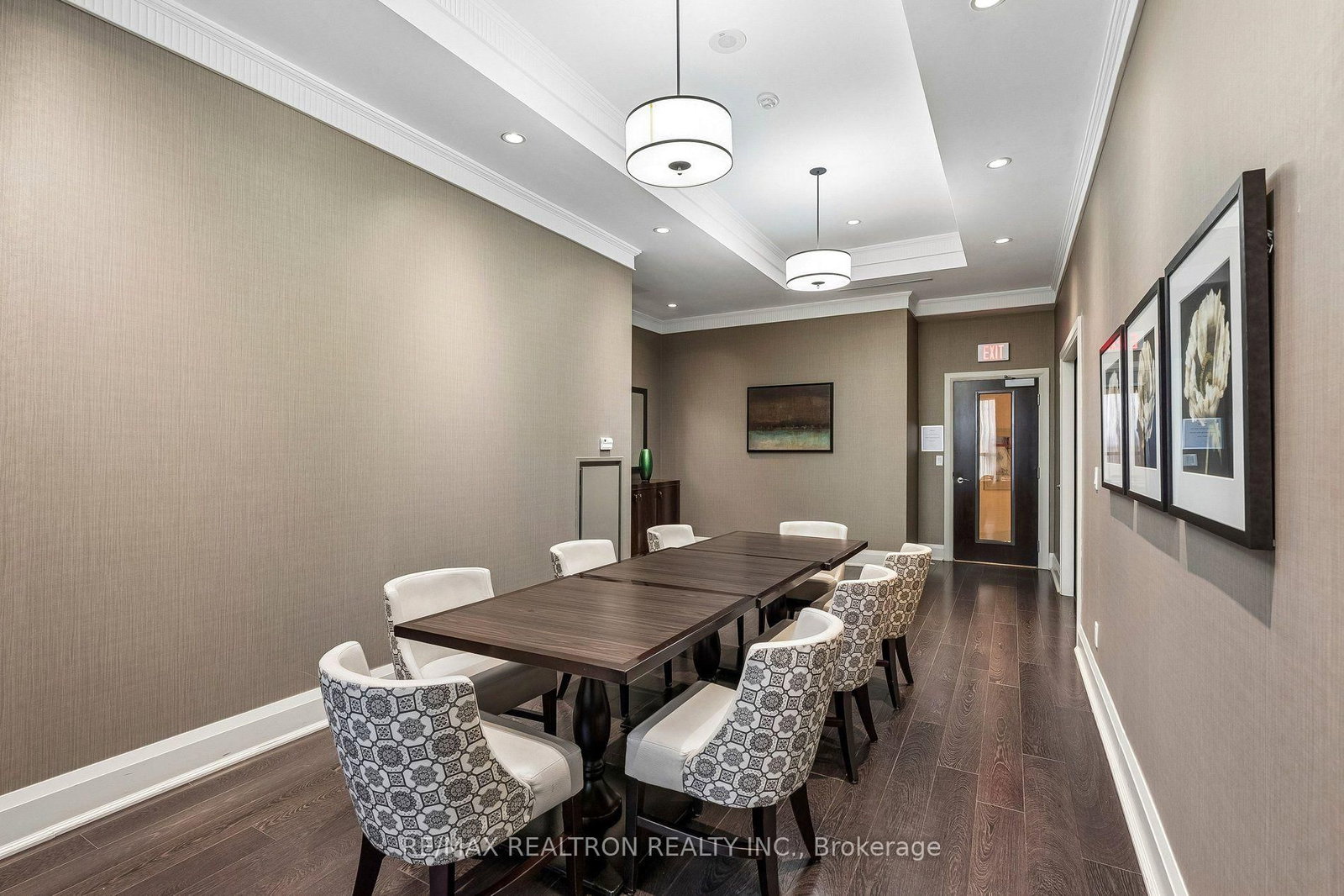 180 John Way W • #304 • Aurora, ON photo 37