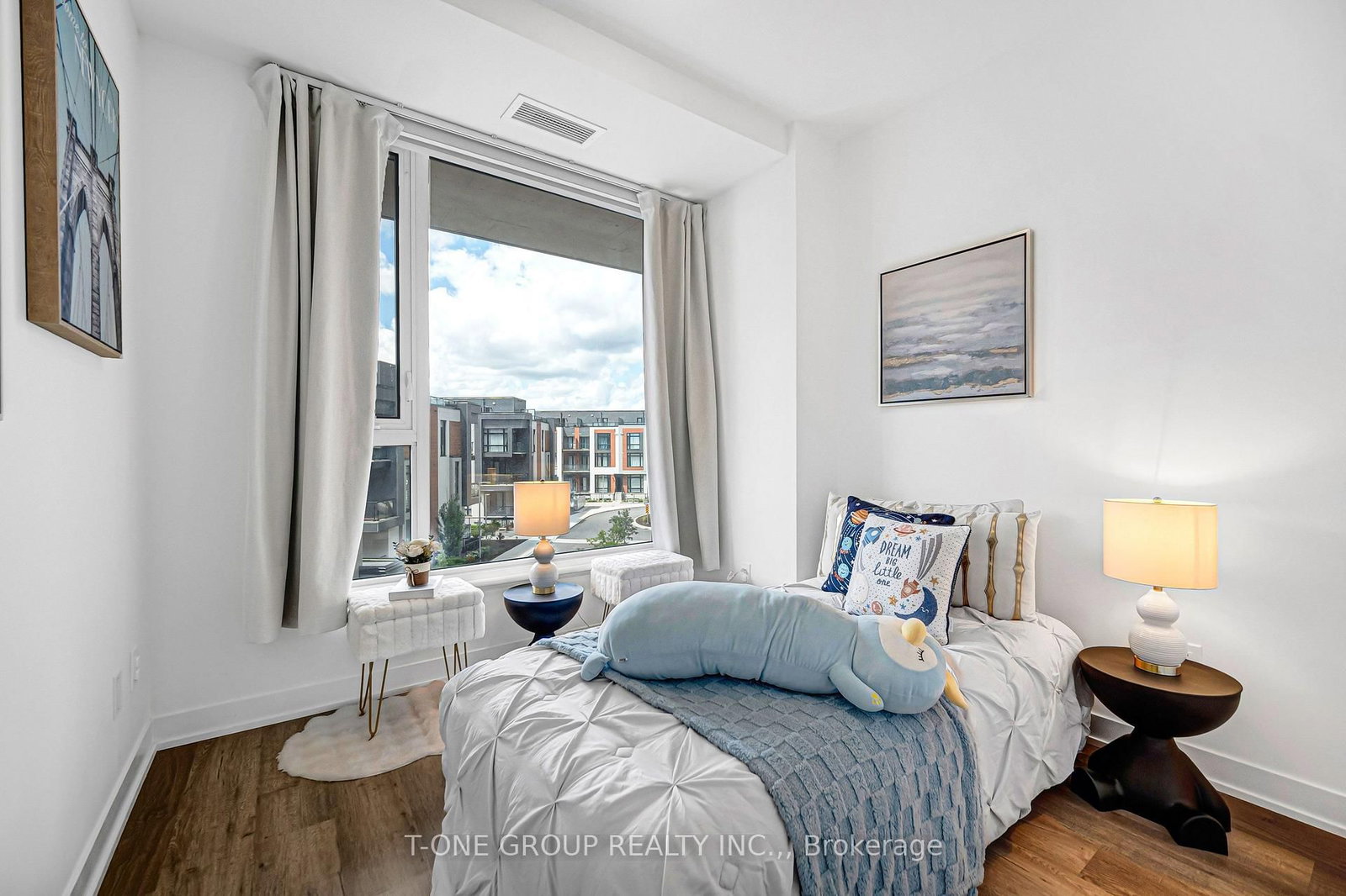 6 David Eyer Road • #313 • Richmond Hill, ON photo 25
