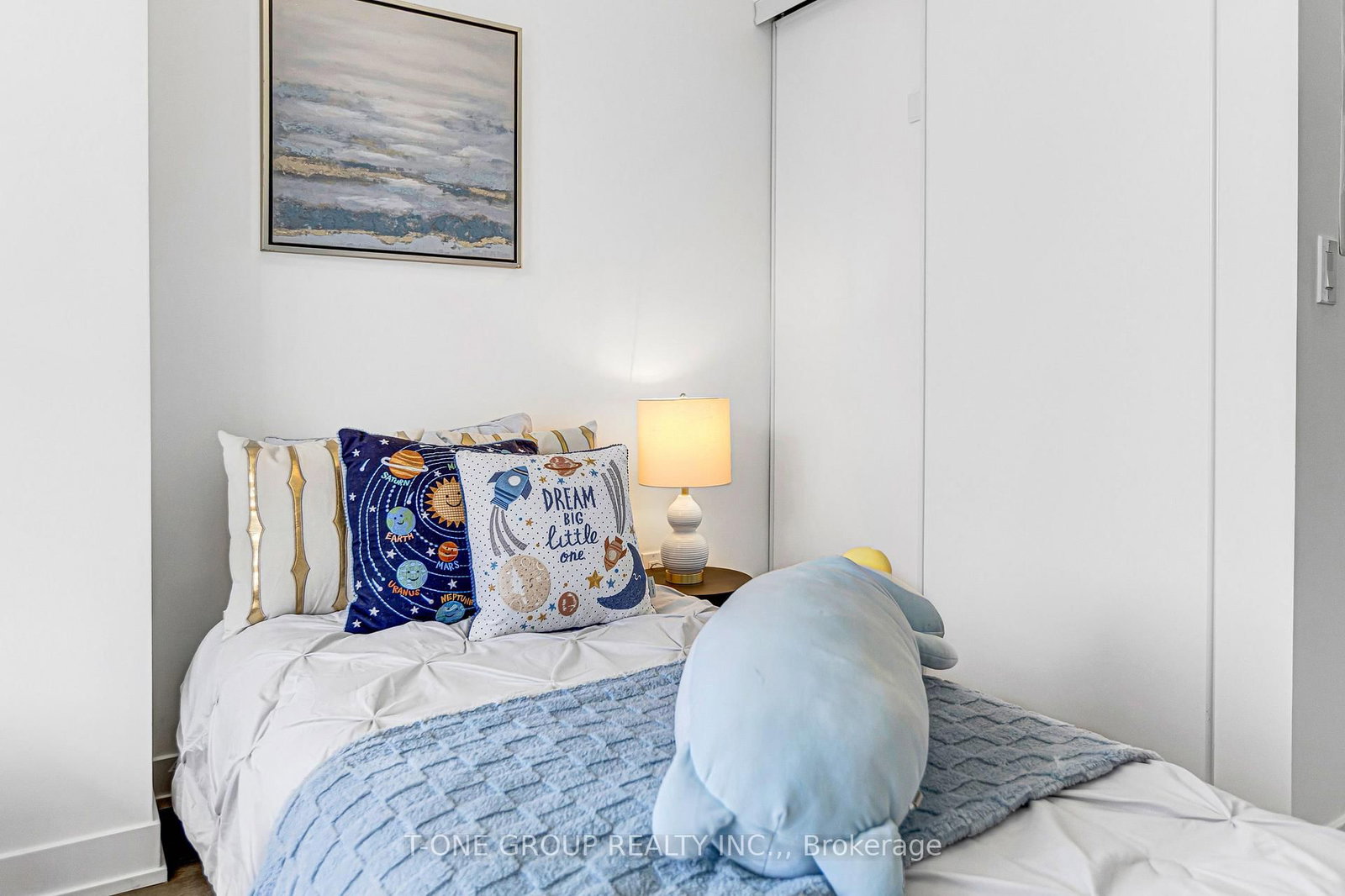 6 David Eyer Road • #313 • Richmond Hill, ON photo 26