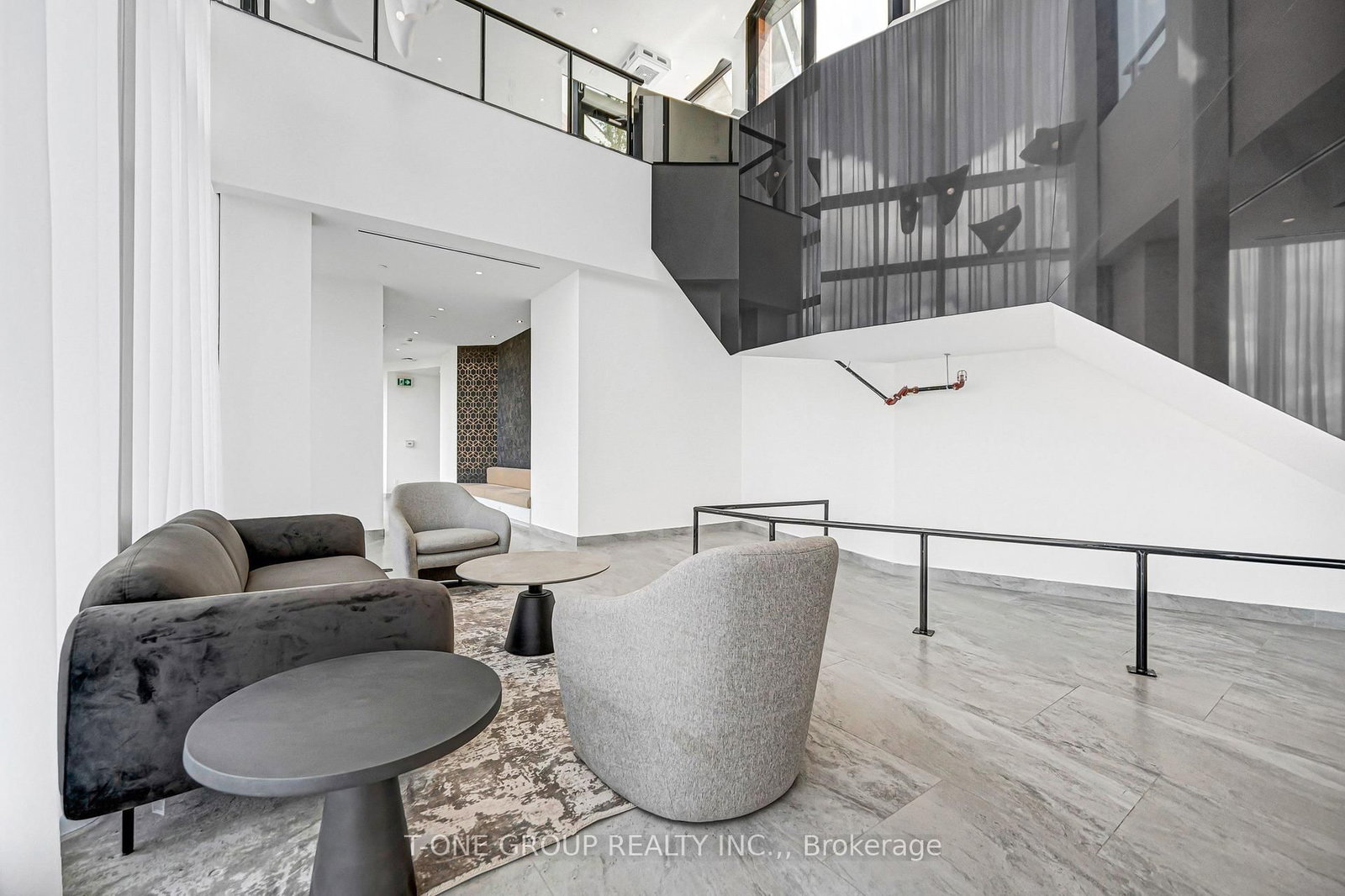6 David Eyer Road • #313 • Richmond Hill, ON photo 38