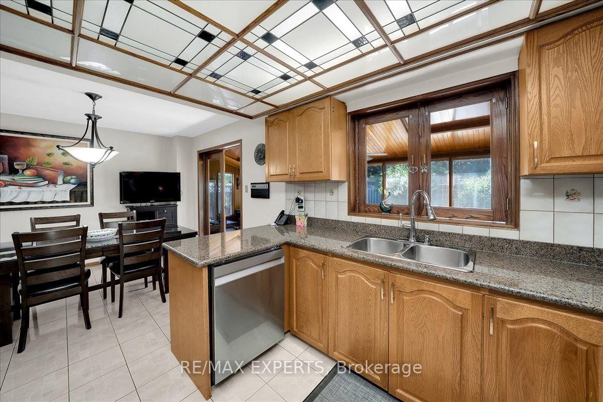 5 Jordana Drive • Markham, ON photo 15
