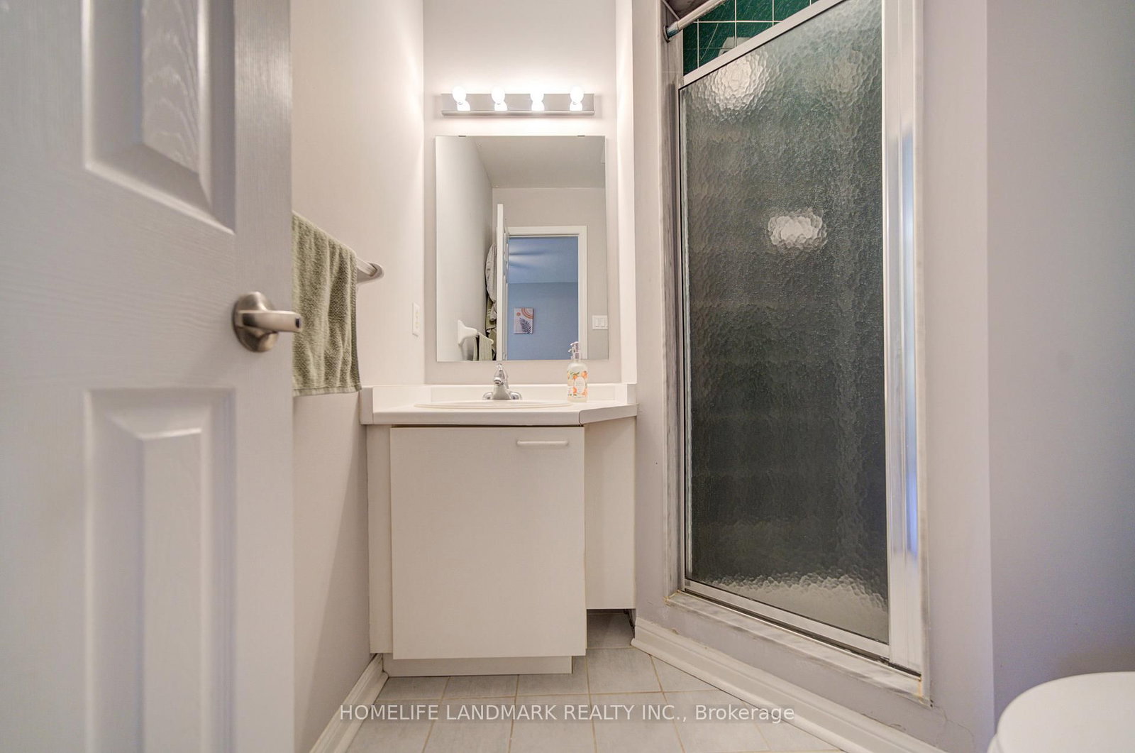 Gorham-College Manor, Newmarket photo 24