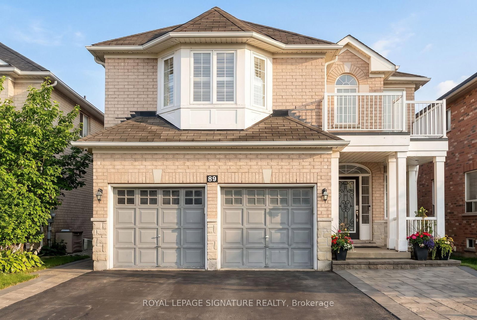 89 Patti McCulloch Way • Newmarket, ON photo 1