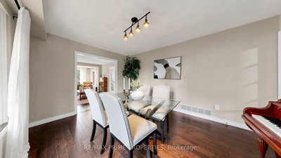 15 Marsh Street • Richmond Hill, ON photo 8