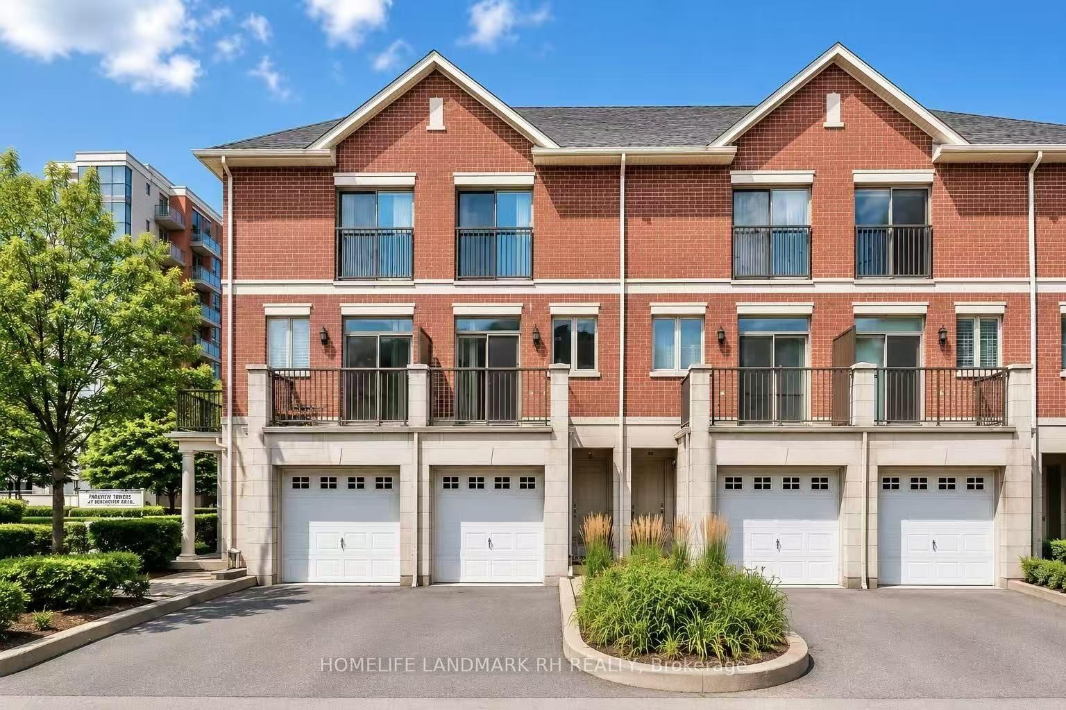 30 TIMES Avenue • Markham, ON photo 2