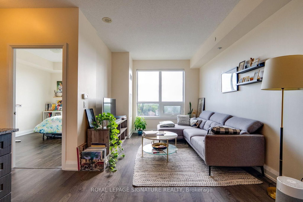 518 - 7900 Bathurst Street 2