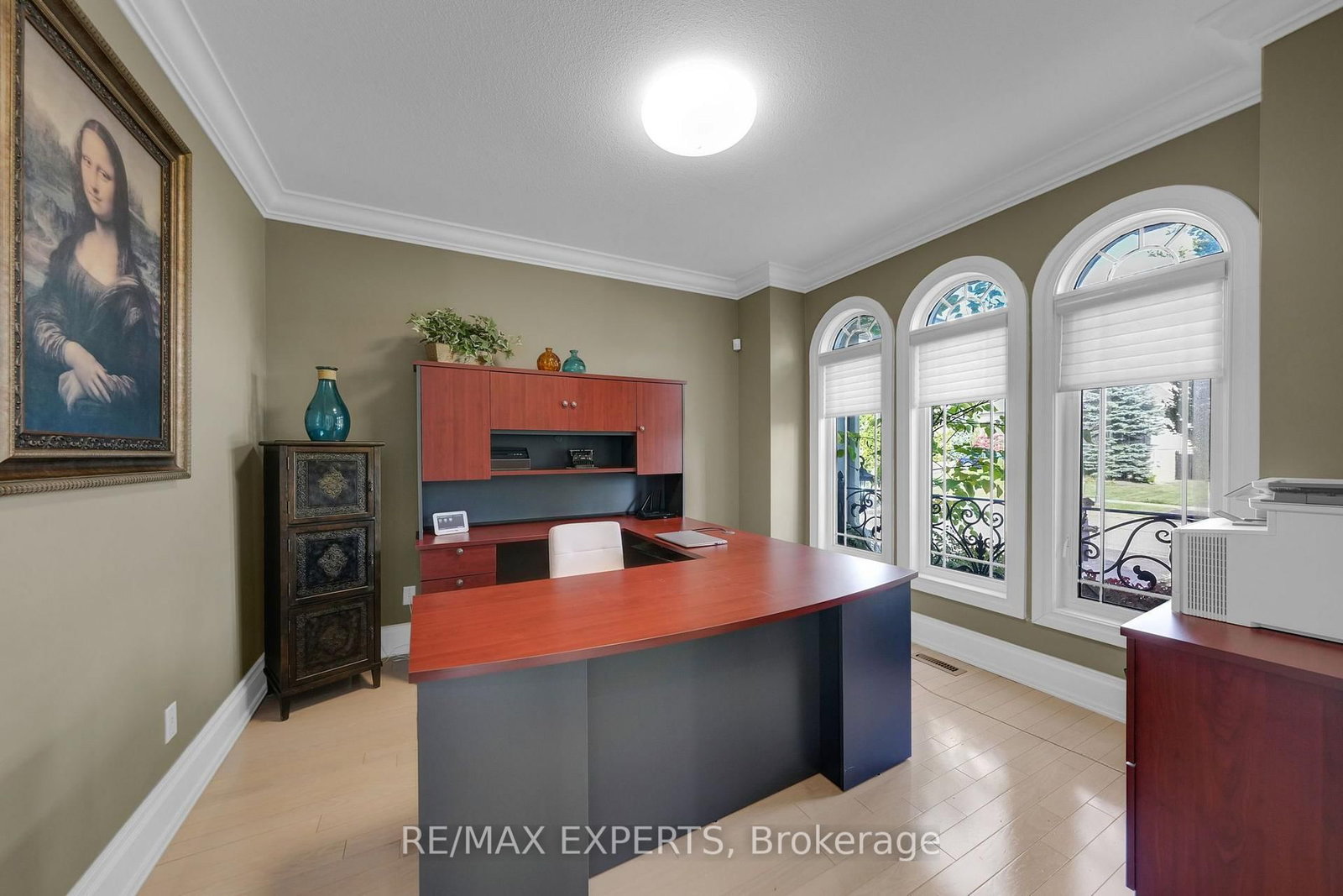 91 Hunterwood Chase • Vaughan, ON photo 9