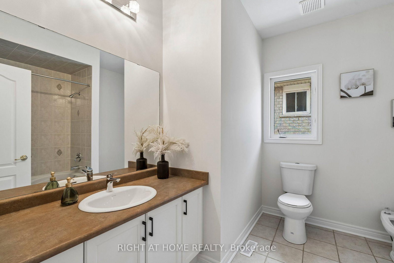 251 Sonoma Boulevard • Vaughan, ON photo 22