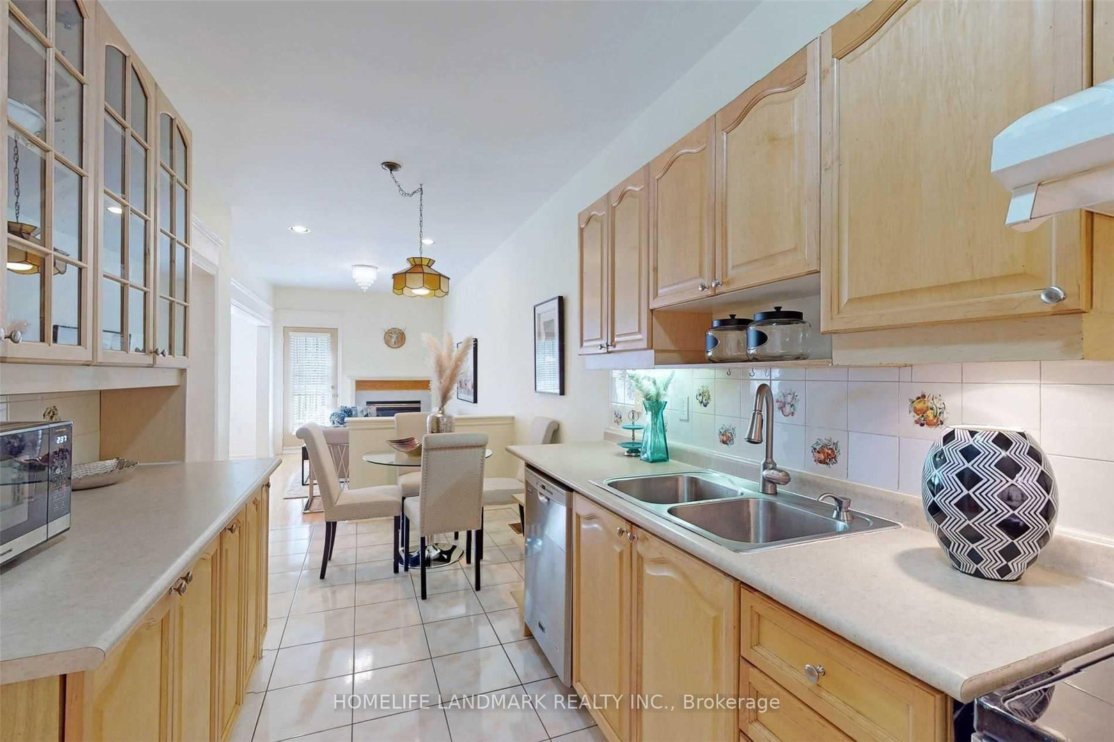 22 Kingsbridge Circ, Vaughan, view 12
