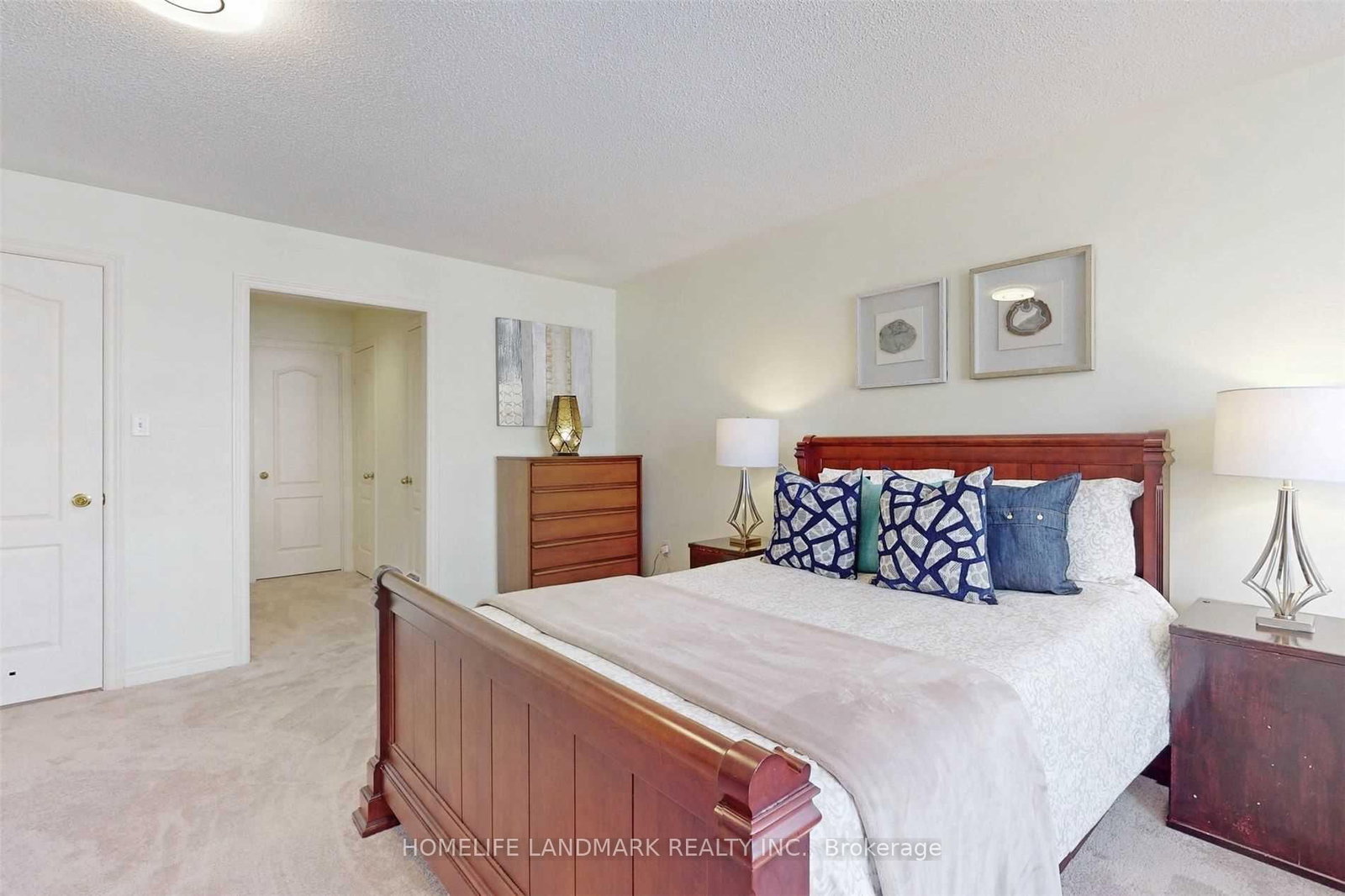 22 Kingsbridge Circ, Vaughan, view 15
