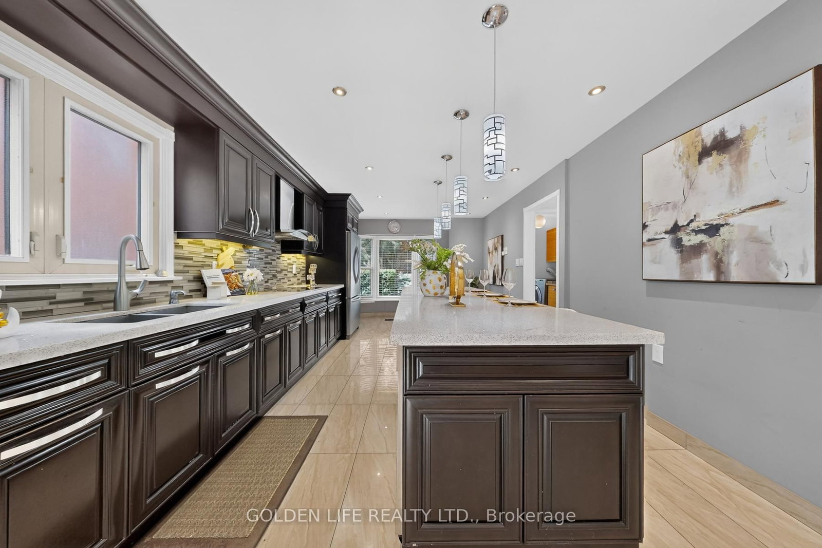 186 Carlton Road • Markham, ON photo 11