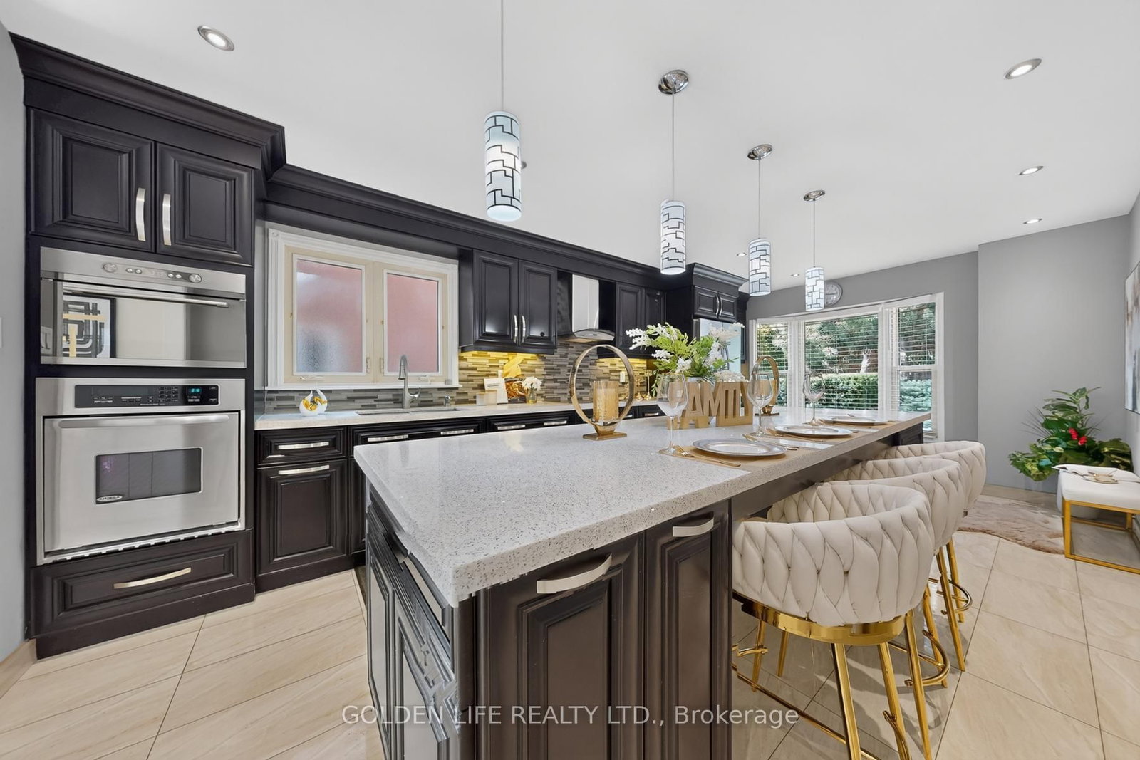 186 Carlton Road • Markham, ON photo 13
