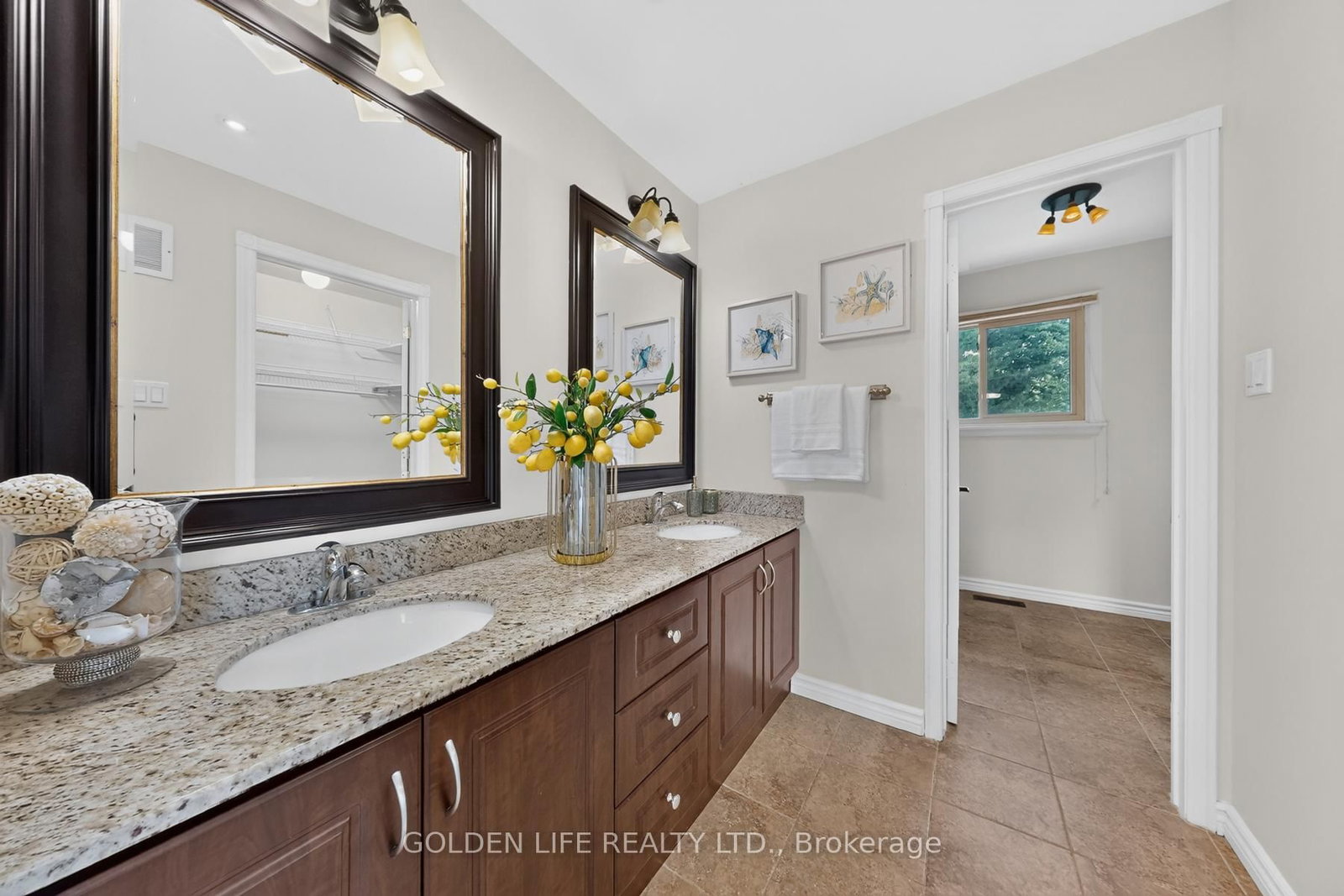 186 Carlton Road • Markham, ON photo 28