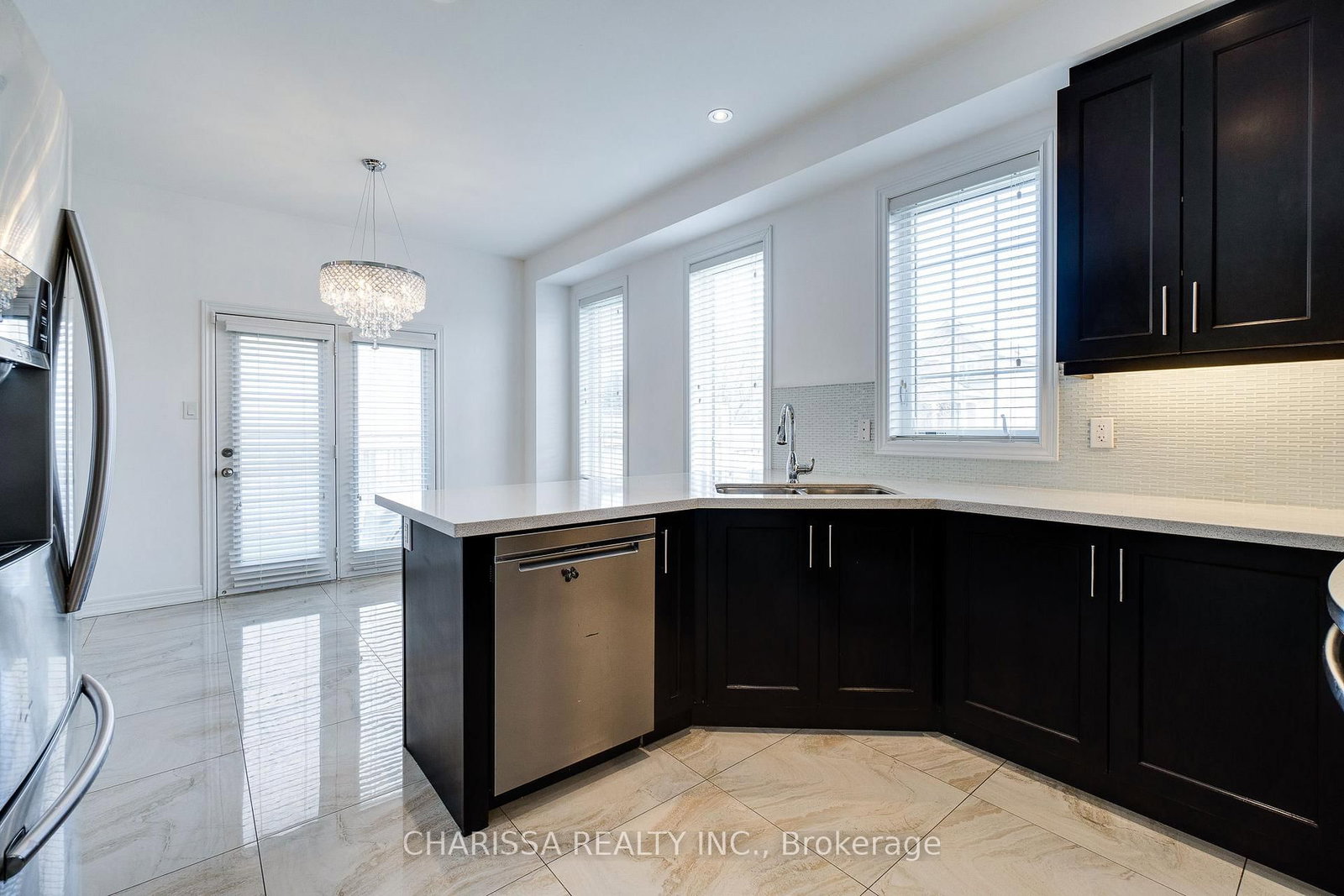 2 HAWSTONE Road • Vaughan, ON photo 12