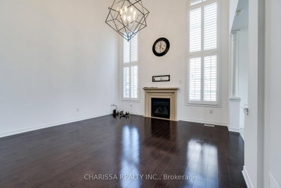 2 HAWSTONE Road • Vaughan, ON photo 6