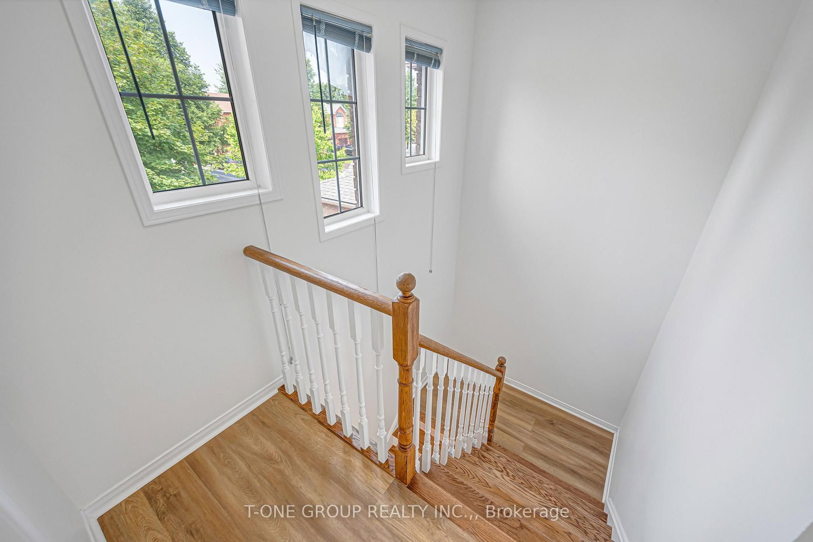 69 Smith Street • New Tecumseth, ON photo 28