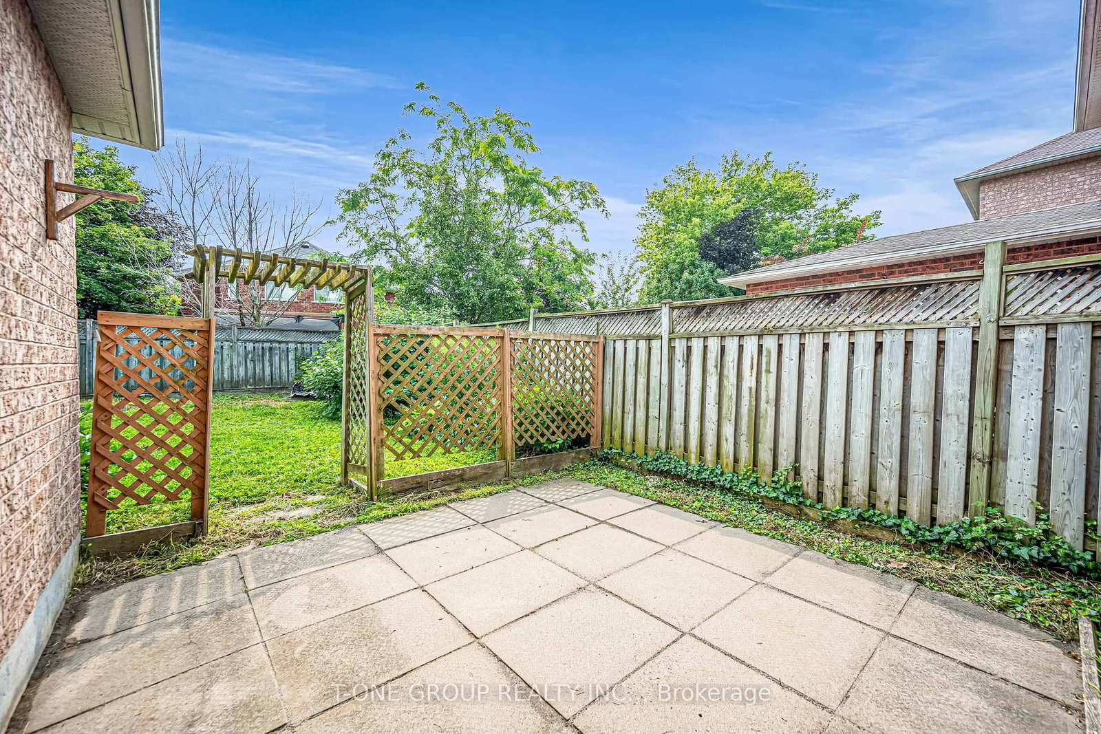 69 Smith Street • New Tecumseth, ON photo 32