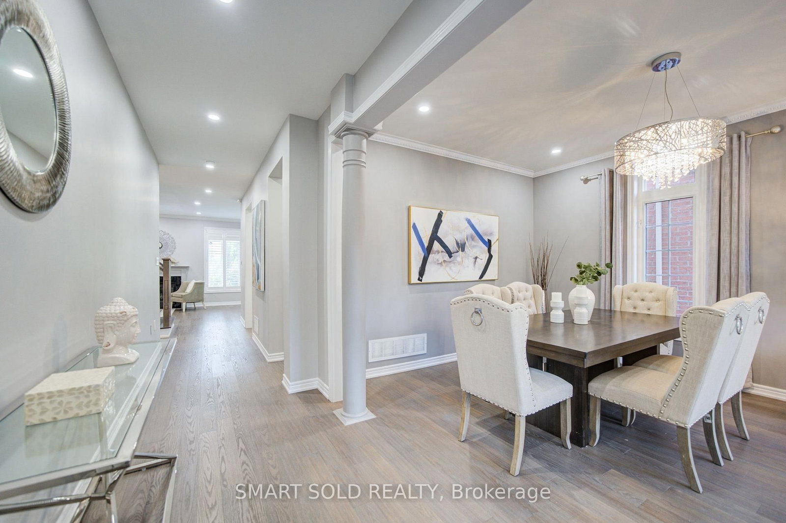 16 Burgundy Trail • Vaughan, ON photo 8