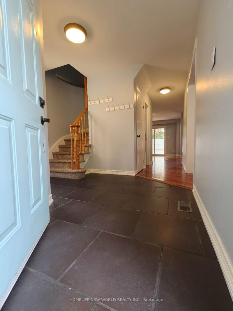 32 Moorcrest Drive