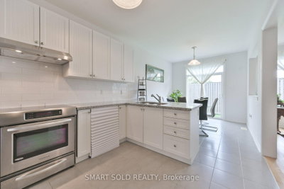 51 Bramsey Street • Georgina, ON photo 5